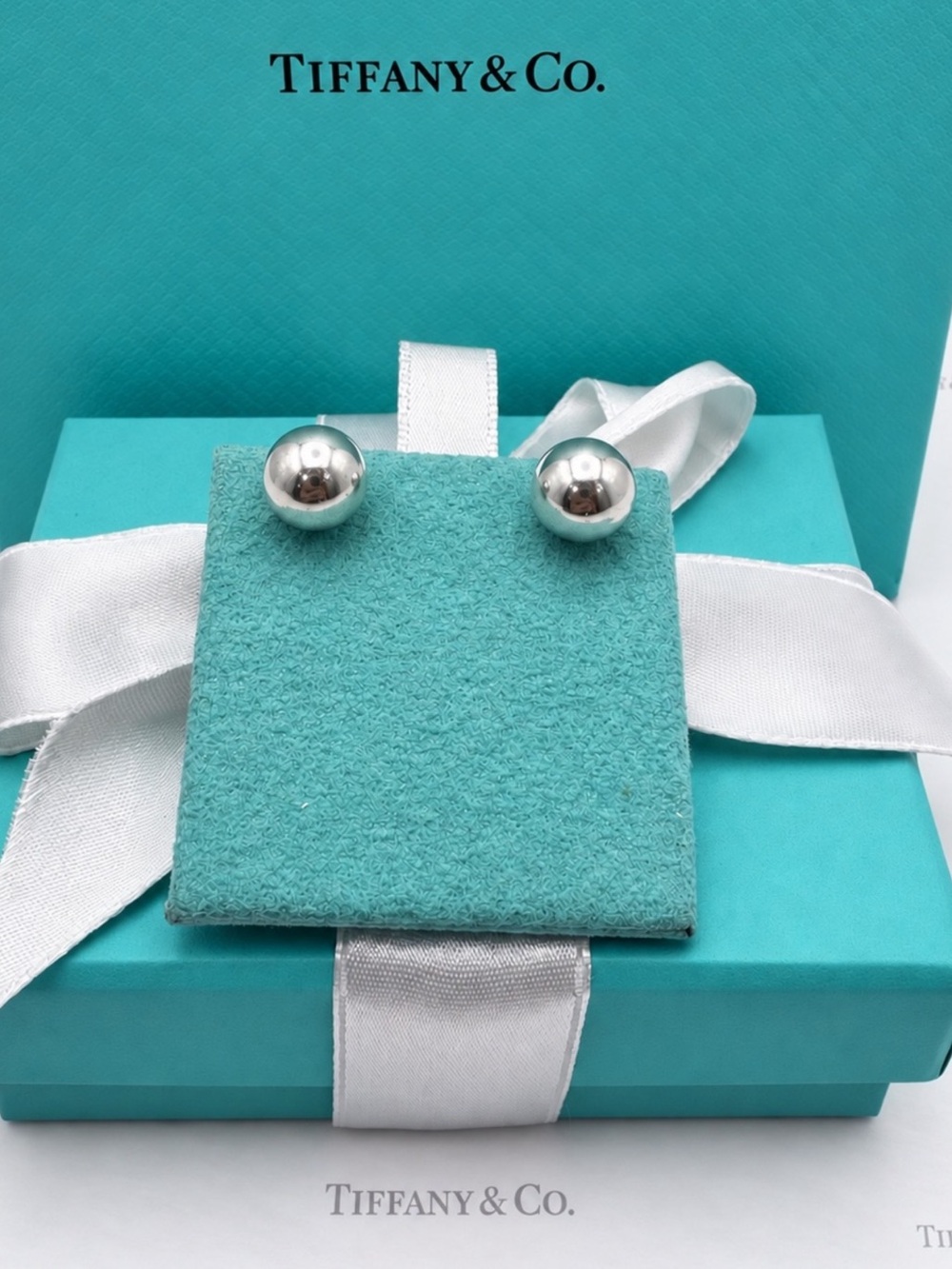 Tiffany & Co. 10mm HardWear Ball Earrings Sterling Silver 925 Gift Box & Pouch - Picture 6 of 8